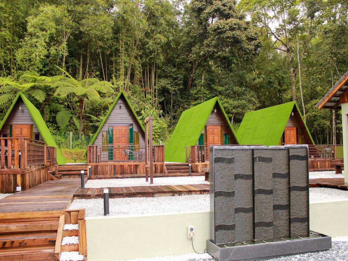 Rustcamps Glamping Resort Dataran Tinggi Genting Bagian luar foto