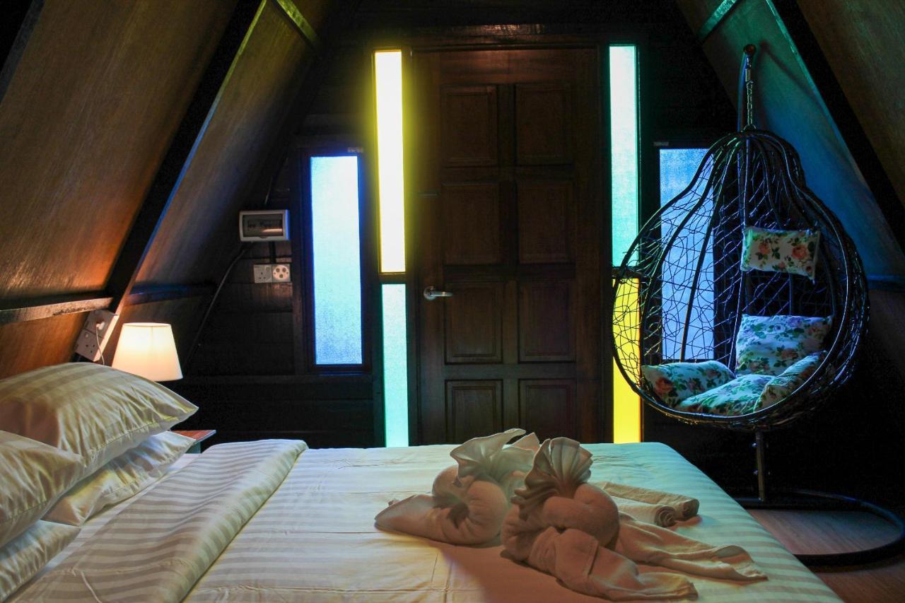 Rustcamps Glamping Resort Dataran Tinggi Genting Bagian luar foto