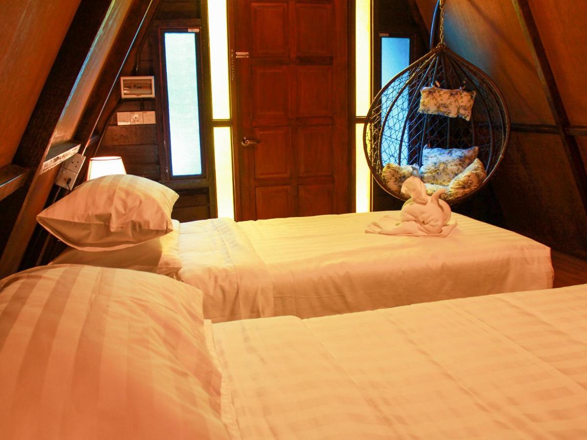 Rustcamps Glamping Resort Dataran Tinggi Genting Bagian luar foto