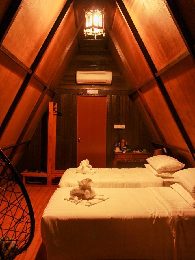 Rustcamps Glamping Resort Dataran Tinggi Genting Bagian luar foto