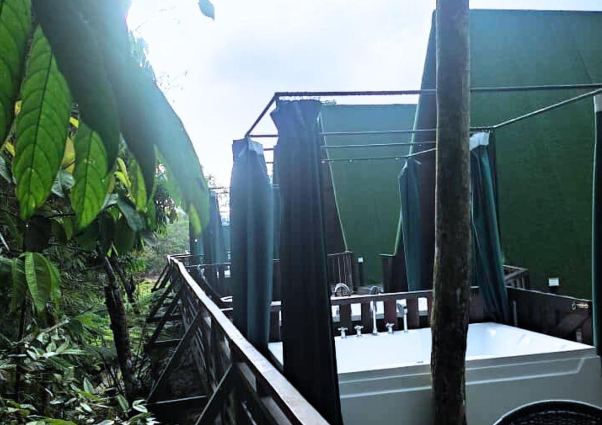 Rustcamps Glamping Resort Dataran Tinggi Genting Bagian luar foto